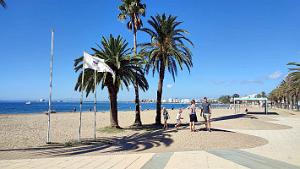 61 - Rosas - Paseo Maritime et Plage Nova